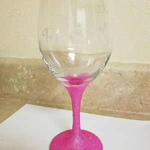 Custom Etched Wine Glass with Glitter